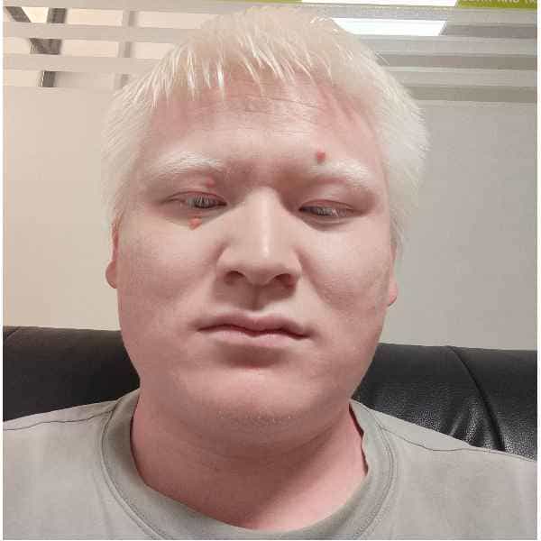 安徽28岁单身帅哥真诚找对象-荆门征婚相亲网