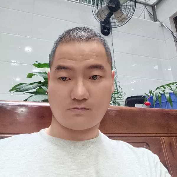 福建35岁单身帅哥真诚找对象-荆门征婚相亲网