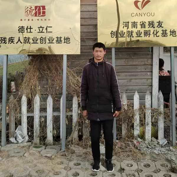 河南25岁单身帅哥真诚找对象-荆门征婚相亲网