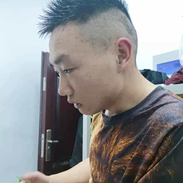 四川28岁单身帅哥真诚找对象-荆门征婚相亲网