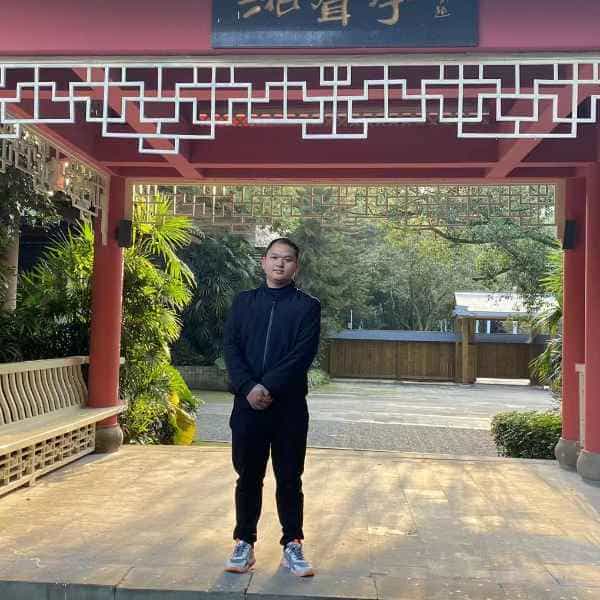 重庆30岁单身帅哥真诚找对象-荆门征婚相亲网