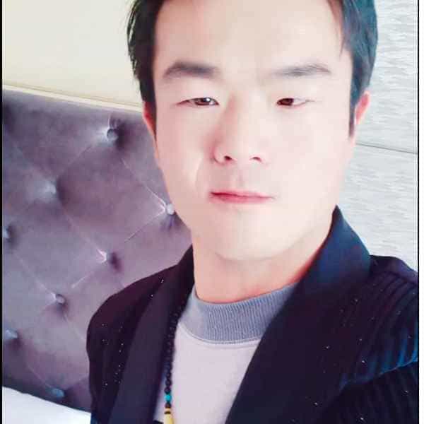 青海30岁单身帅哥真诚找对象-荆门征婚相亲网