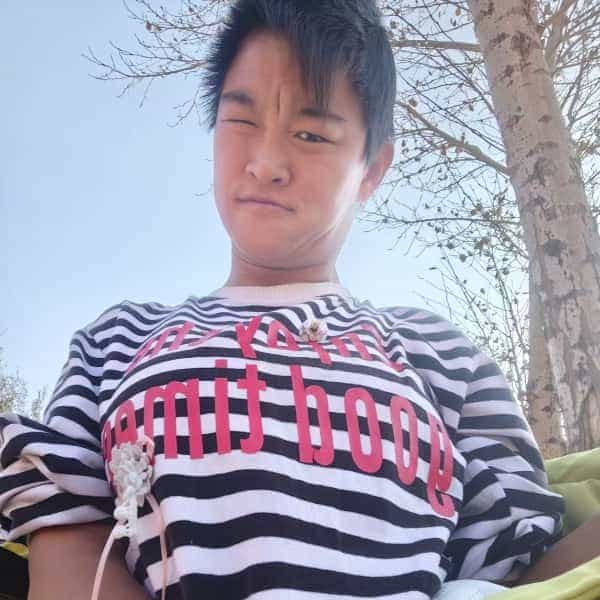内蒙古24岁单身美女真诚找对象-荆门征婚相亲网